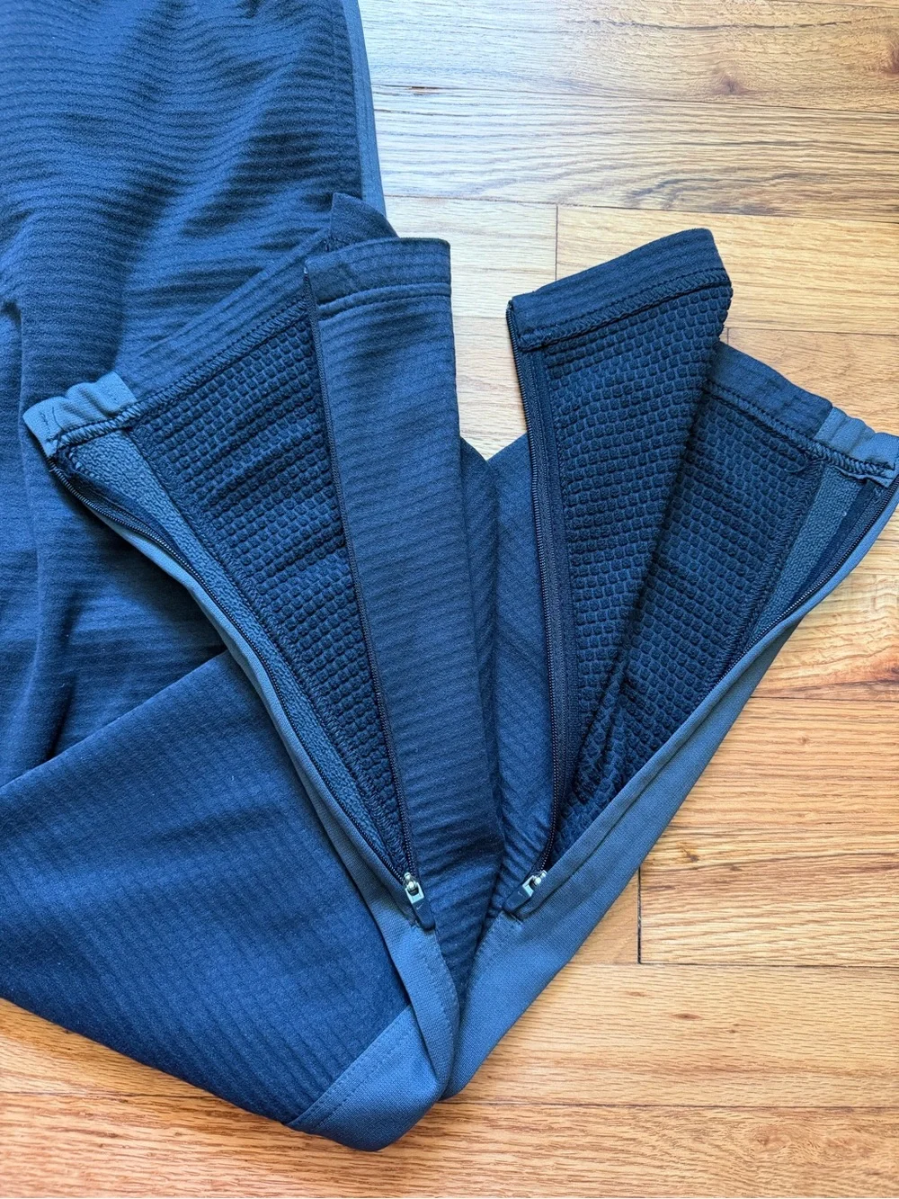 Nike Men’s Black & Dark Gray Training Joggers